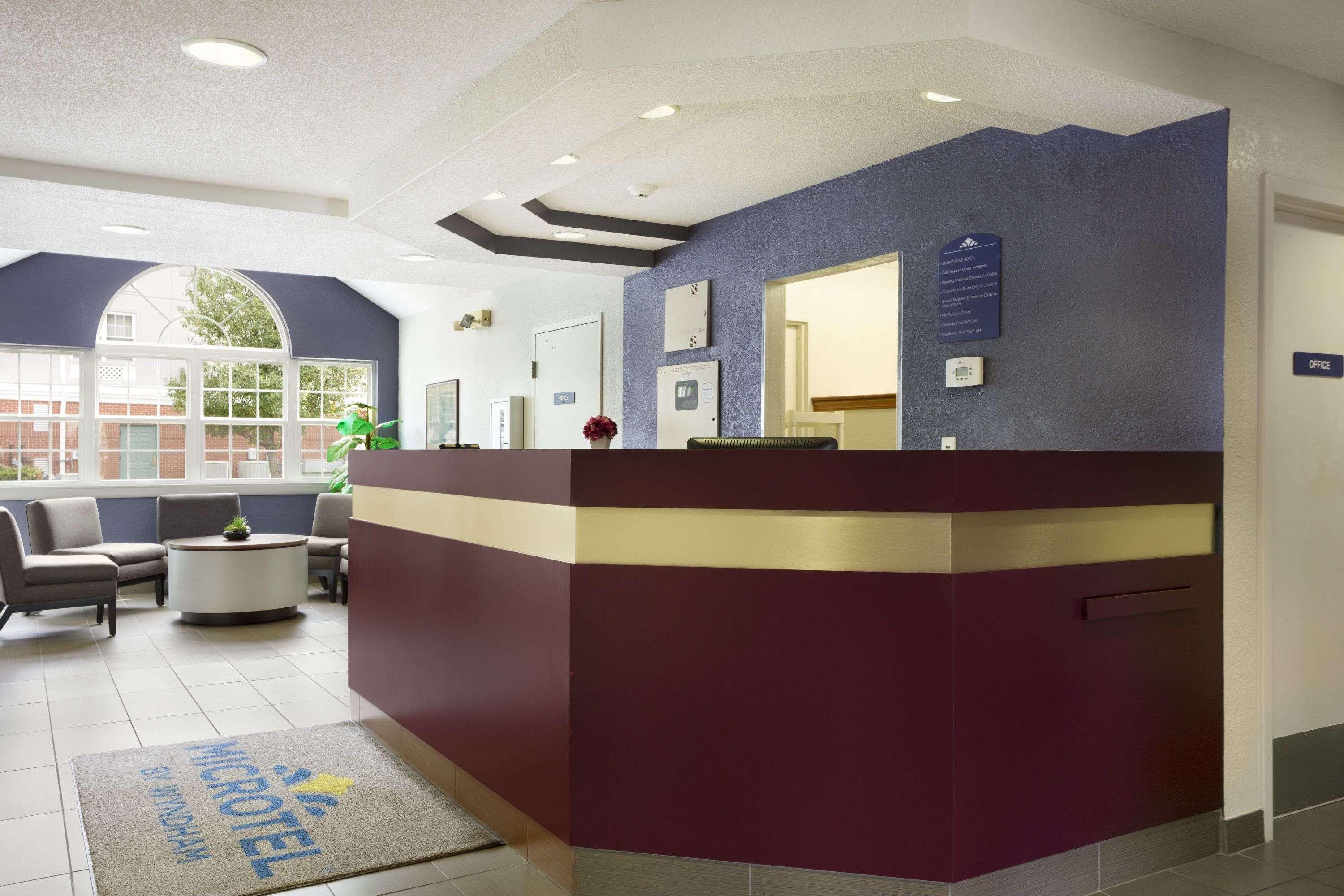 Microtel Inn By Wyndham Louisville East Exteriér fotografie