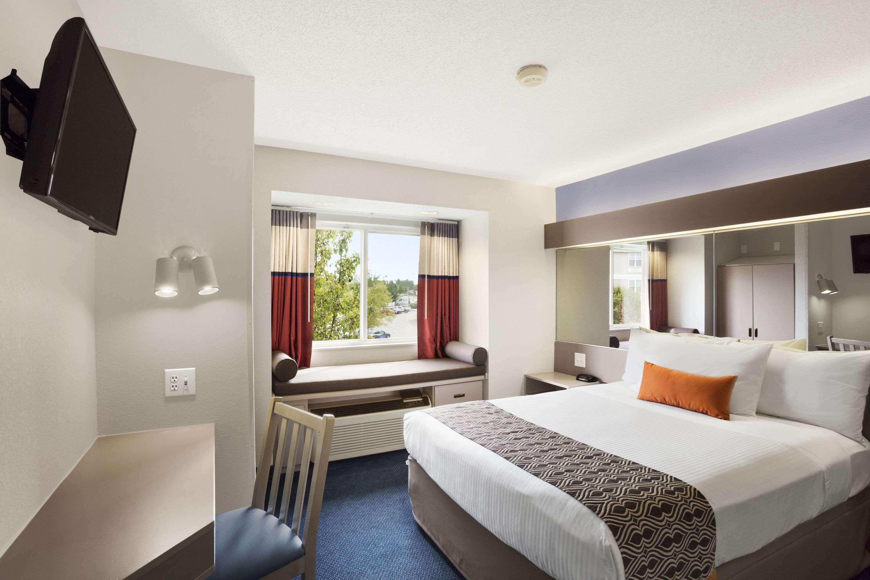 Microtel Inn By Wyndham Louisville East Exteriér fotografie